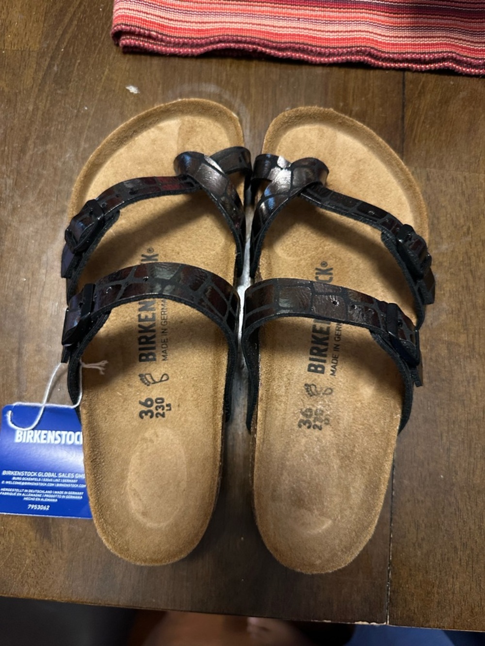 BIRKENSTOCK Black Shiny Croc-Texture Triple-Strap Sandals(NWT)